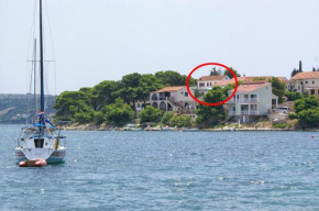 Apartments by the sea Rogoznica - 11425